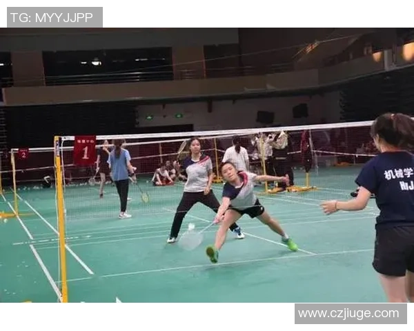 重庆羽毛球队与上海羽毛球队赛后复盘分析力量对比与战术探讨